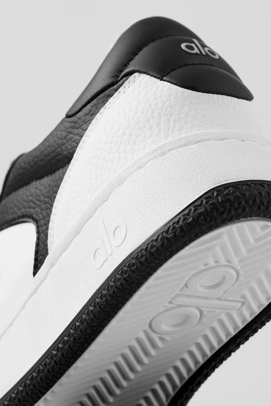 Recovery Mode Sneaker - Black/White