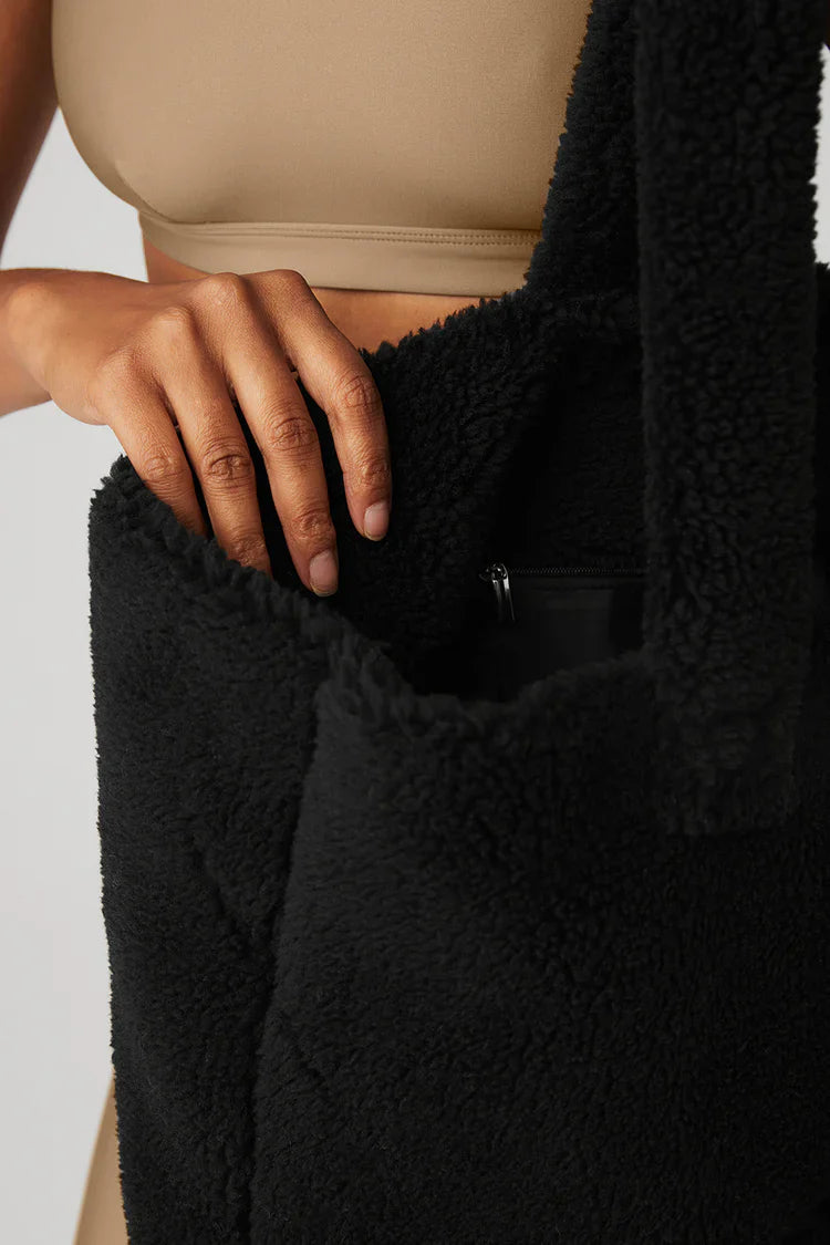 Foxy Sherpa Tote Black